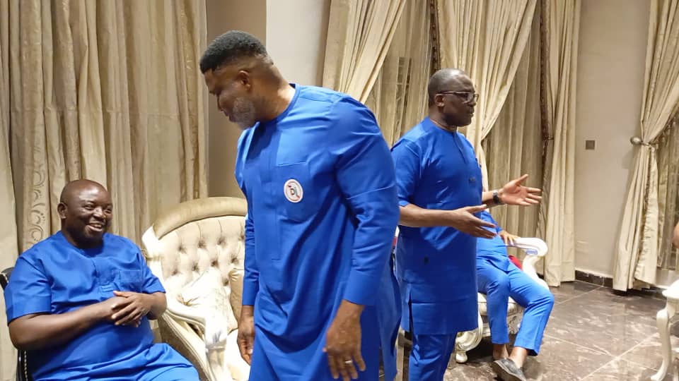 73da26c9-f4c5-4a75-b396-45e44d648416